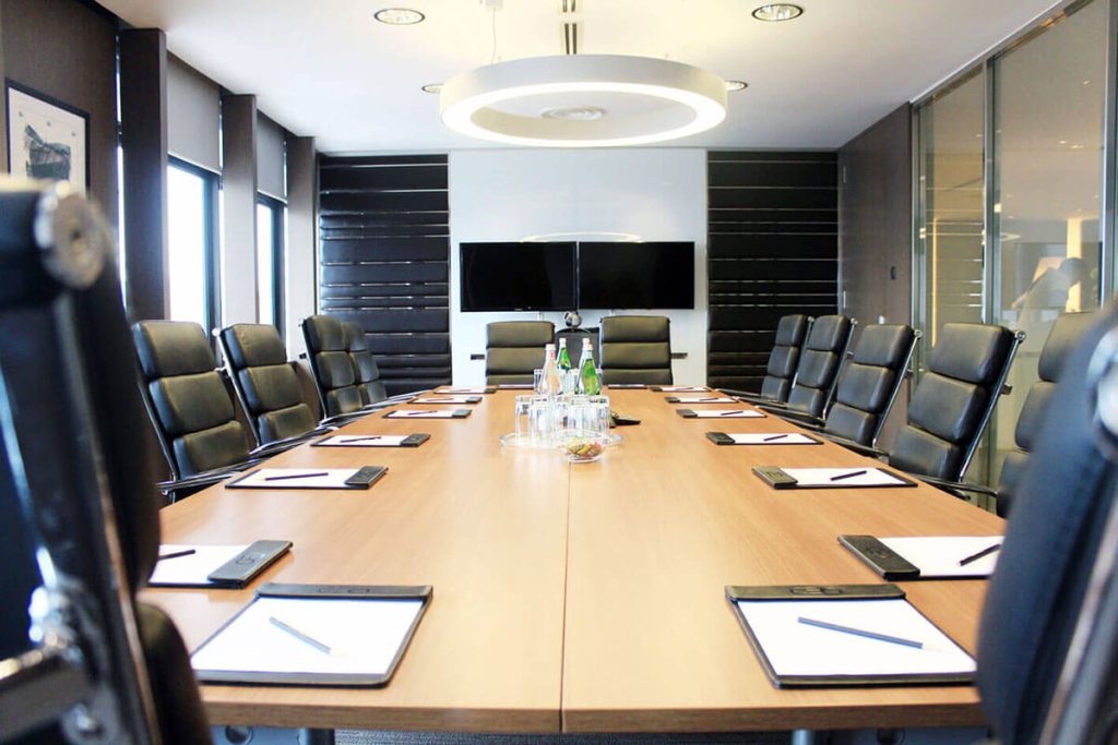 CEO SUITE Launches Exclusive Deals for Visa