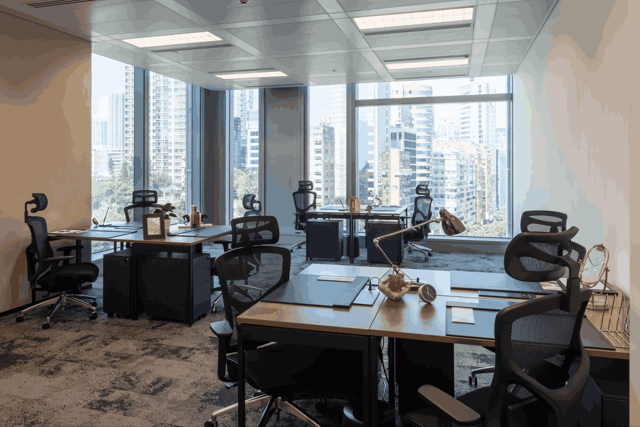 Fast Internet: The Tech Infrastructure That Keeps Your Business Moving